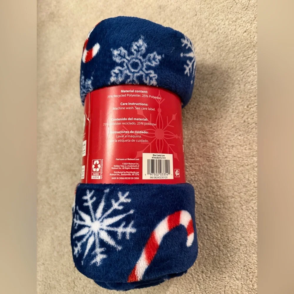 Holiday Time NWT Plush Throw Blanket